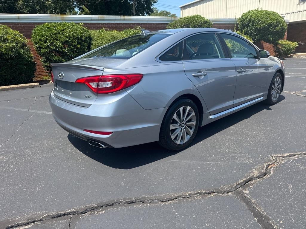 Hyundai Sonata Sport 2.4L 2017