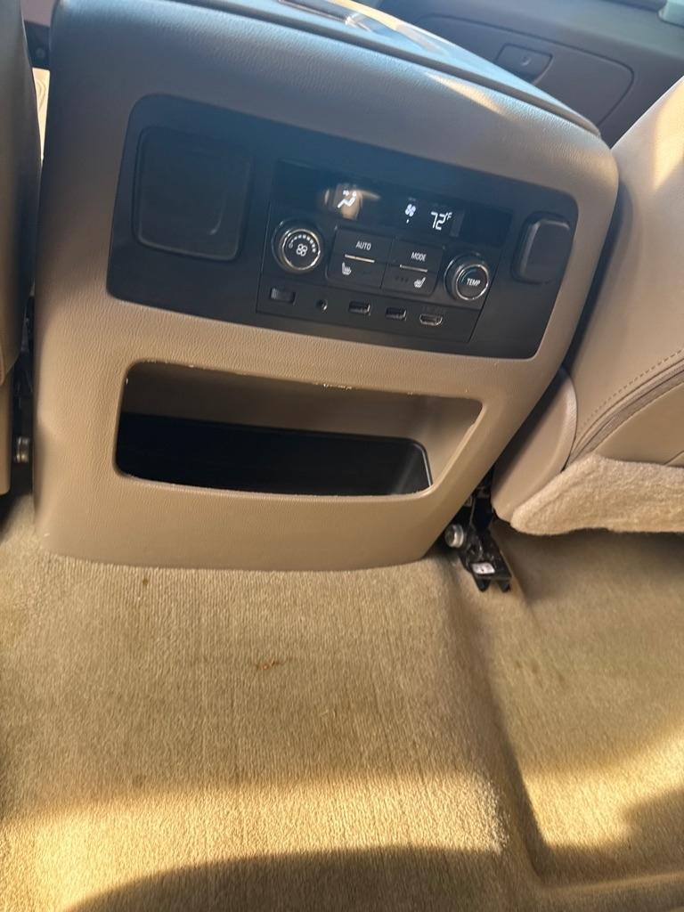 GMC Yukon 2WD 4dr SLT 2018