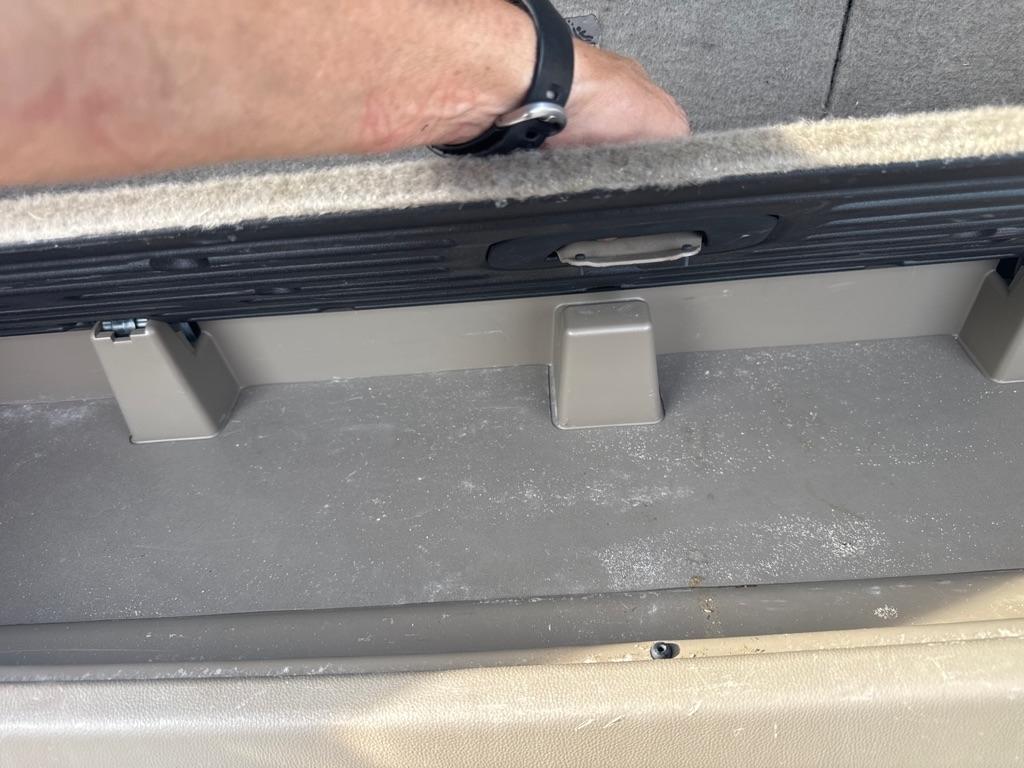 GMC Yukon 2WD 4dr SLT 2018