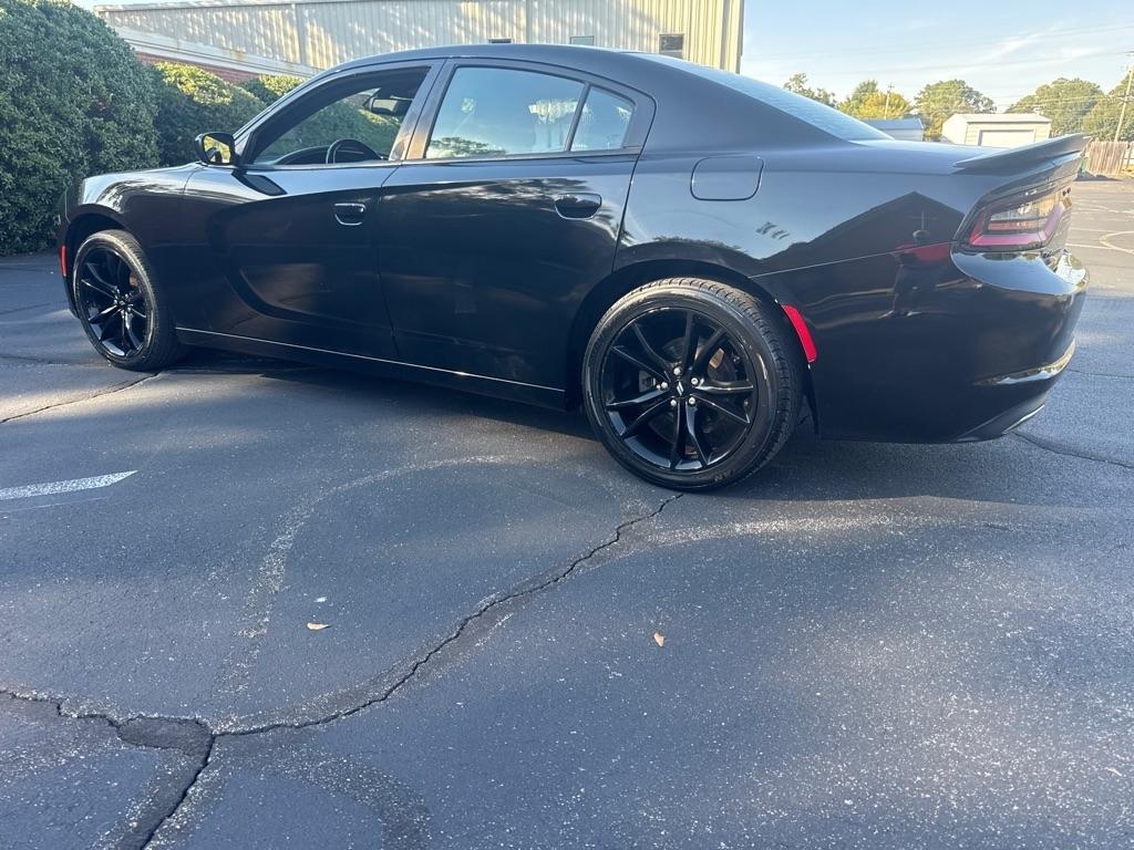 Dodge Charger SE RWD 2017