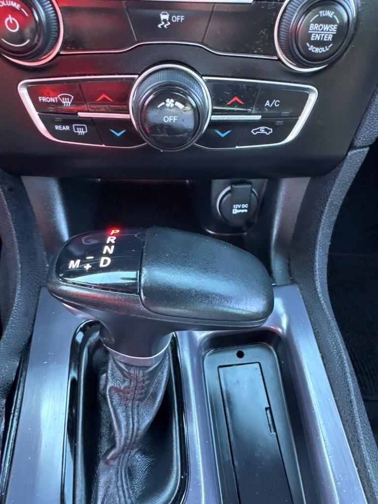 Dodge Charger SE RWD 2017