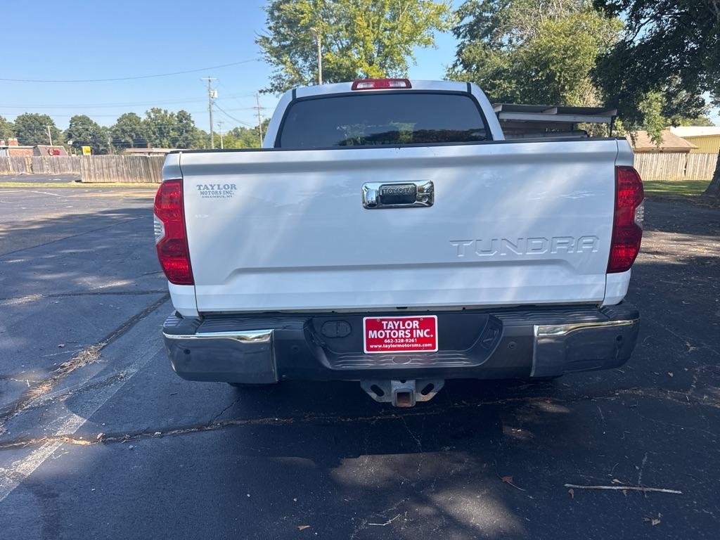 Toyota Tundra 2WD Truck CrewMax 5.7L V8 6-Spd AT LTD (Natl) 2015