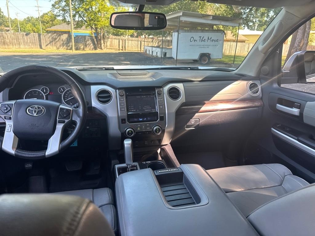 Toyota Tundra 2WD Truck CrewMax 5.7L V8 6-Spd AT LTD (Natl) 2015