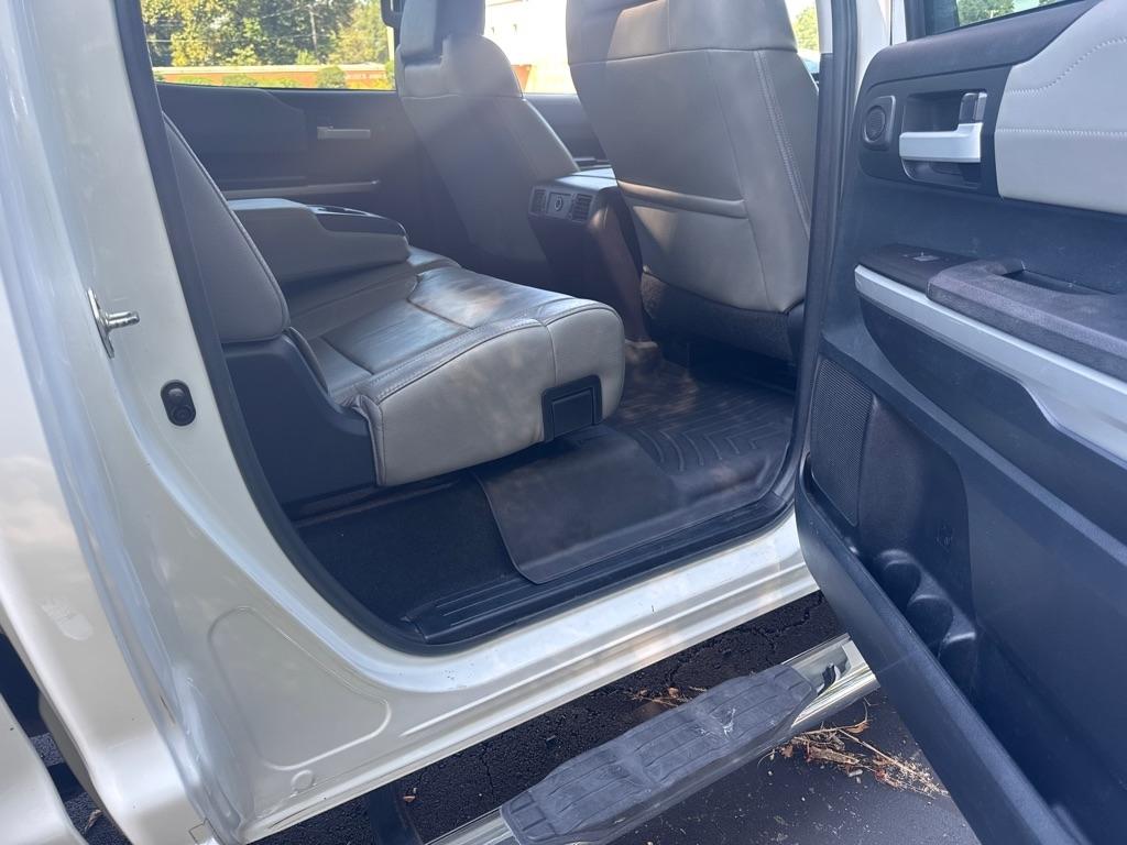 Toyota Tundra 2WD Truck CrewMax 5.7L V8 6-Spd AT LTD (Natl) 2015