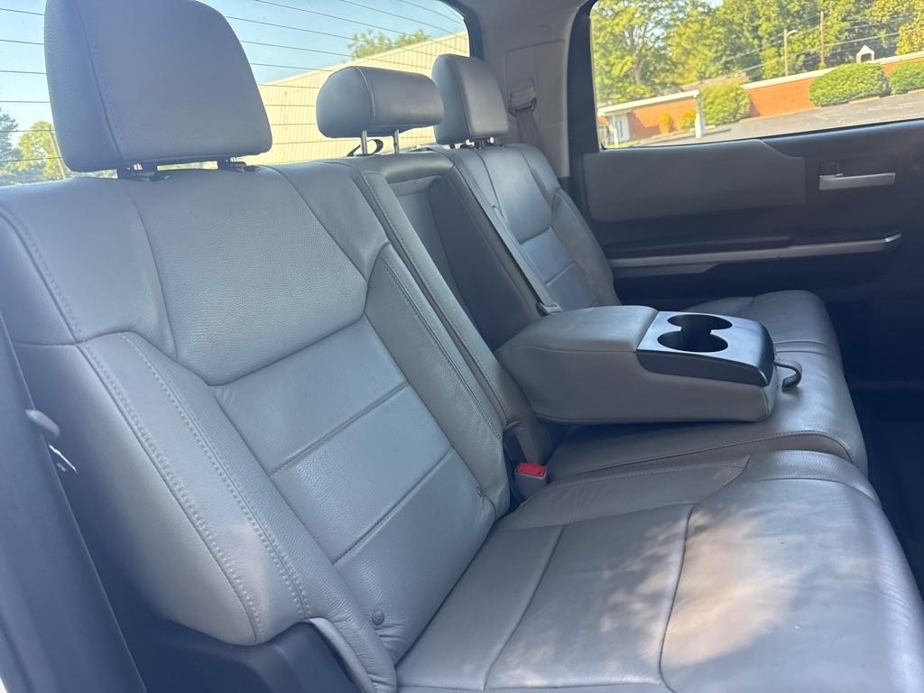 Toyota Tundra 2WD Truck CrewMax 5.7L V8 6-Spd AT LTD (Natl) 2015
