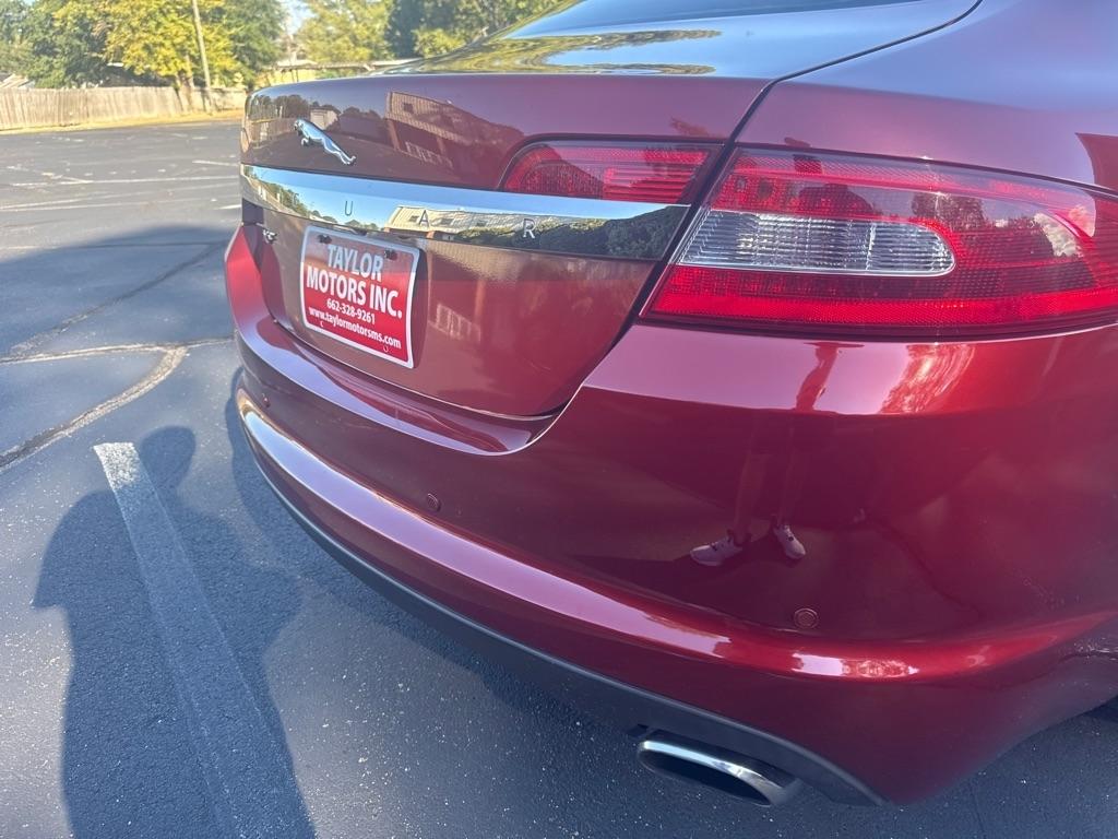Jaguar XF 4dr Sdn Portfolio 2011