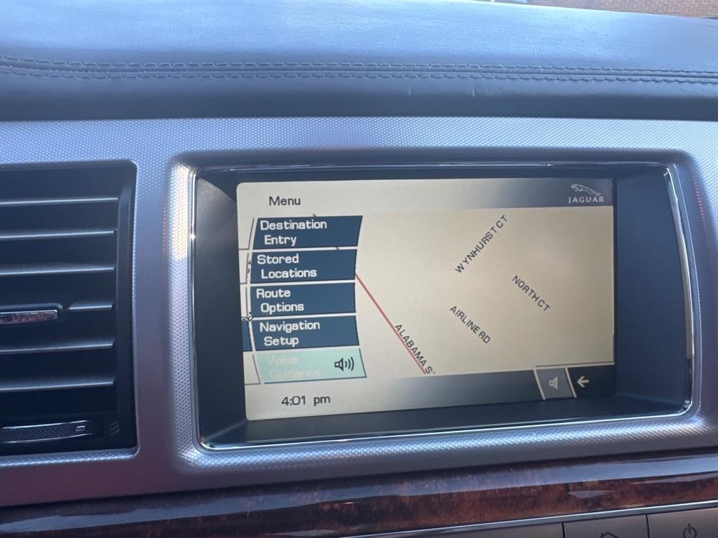 Jaguar XF 4dr Sdn Portfolio 2011