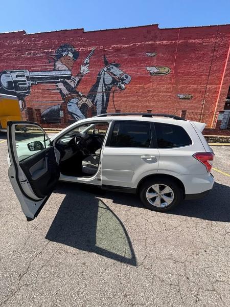 Subaru Forester 2.5i Limited 2015