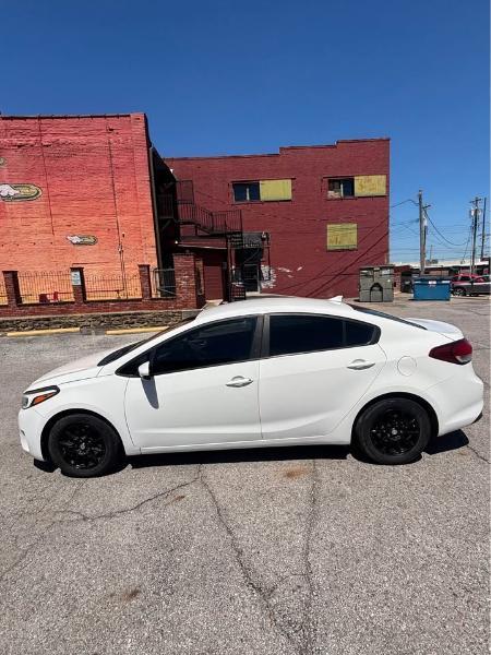 Kia Forte LX 6A 2017