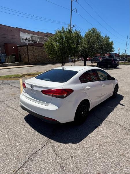 Kia Forte LX 6A 2017