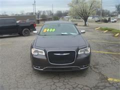 2018 Chrysler 300 