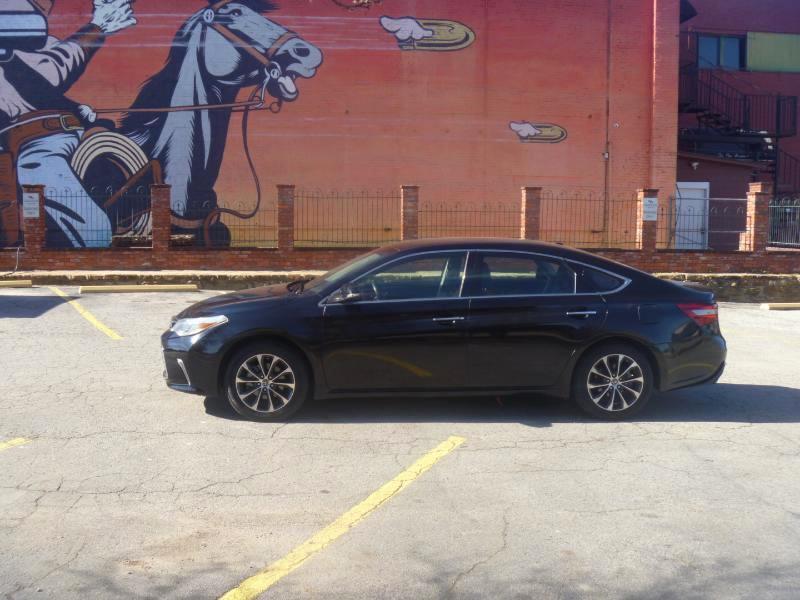 Toyota Avalon XLE 2016