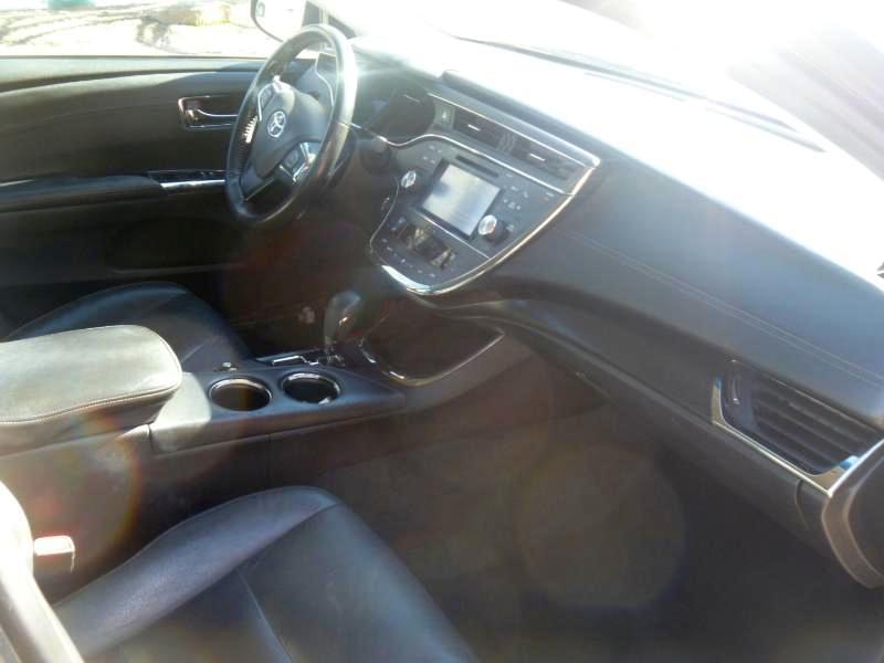 Toyota Avalon XLE 2016