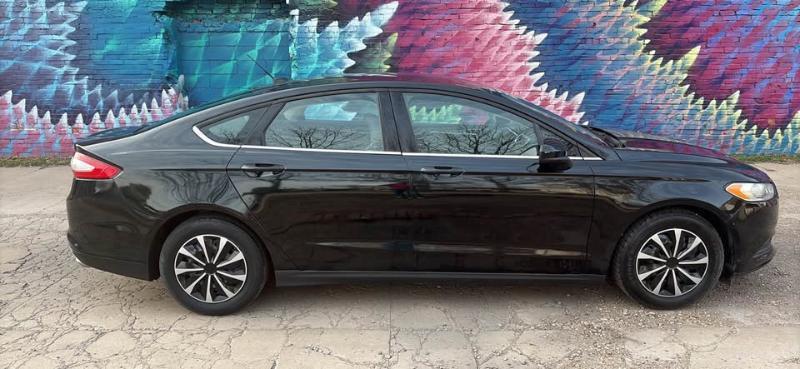 Ford Fusion S 2014