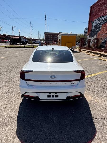 Hyundai Sonata SE 2021