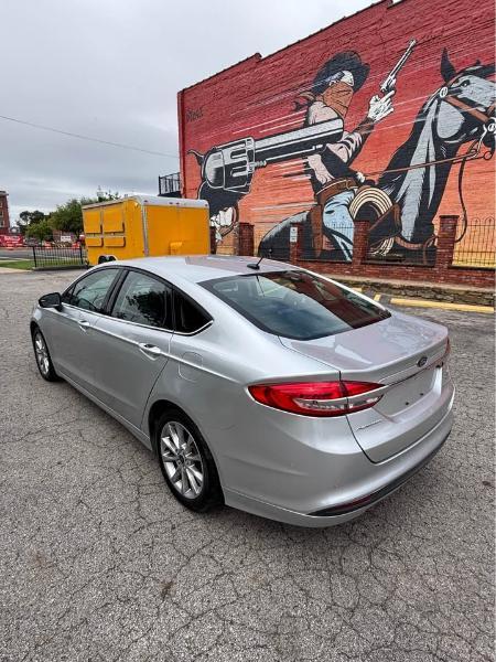 Ford Fusion SE 2017