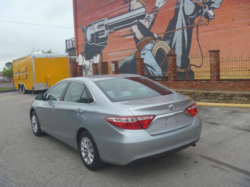 Toyota Camry SE 2015
