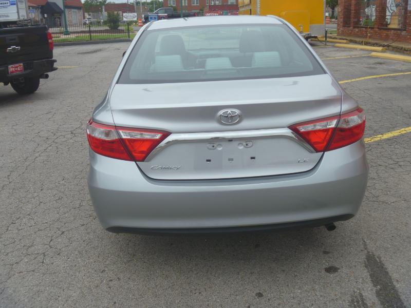 Toyota Camry SE 2015