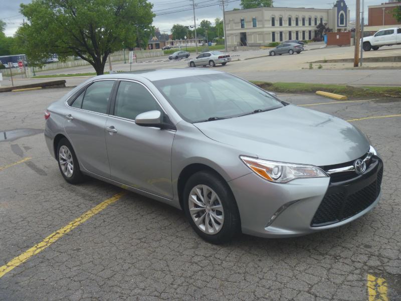 Toyota Camry SE 2015