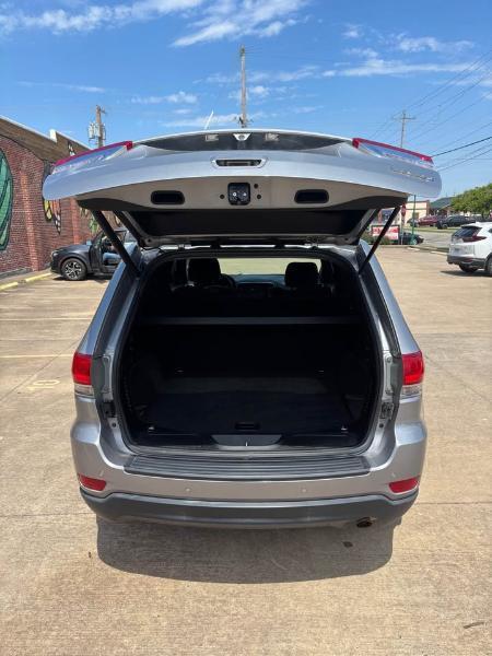 2018 Jeep Grand Cherokee Laredo E - Photo 8
