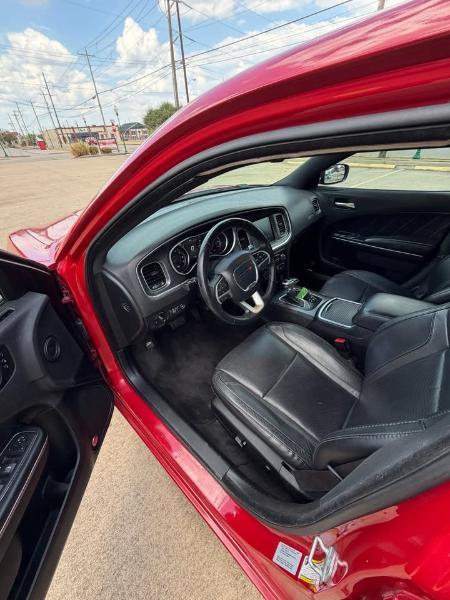 2015 Dodge Charger SXT - Photo 8