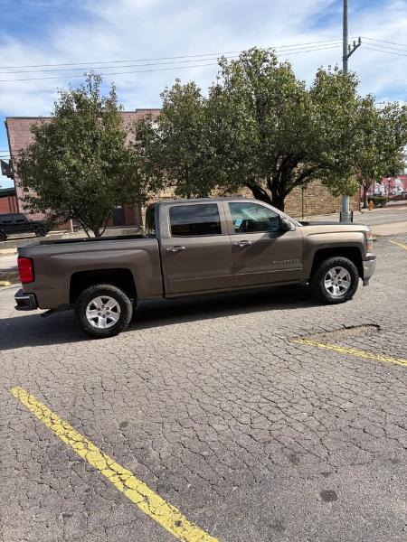 Chevrolet Silverado 1500 LT Crew Cab Long Box 4WD 2015