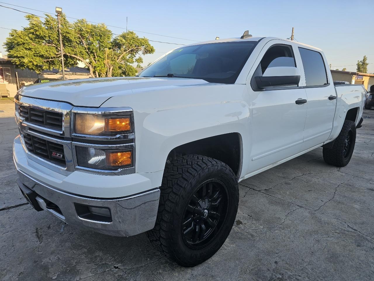 Chevrolet Silverado 1500 4WD Double Cab 147" LT 2015
