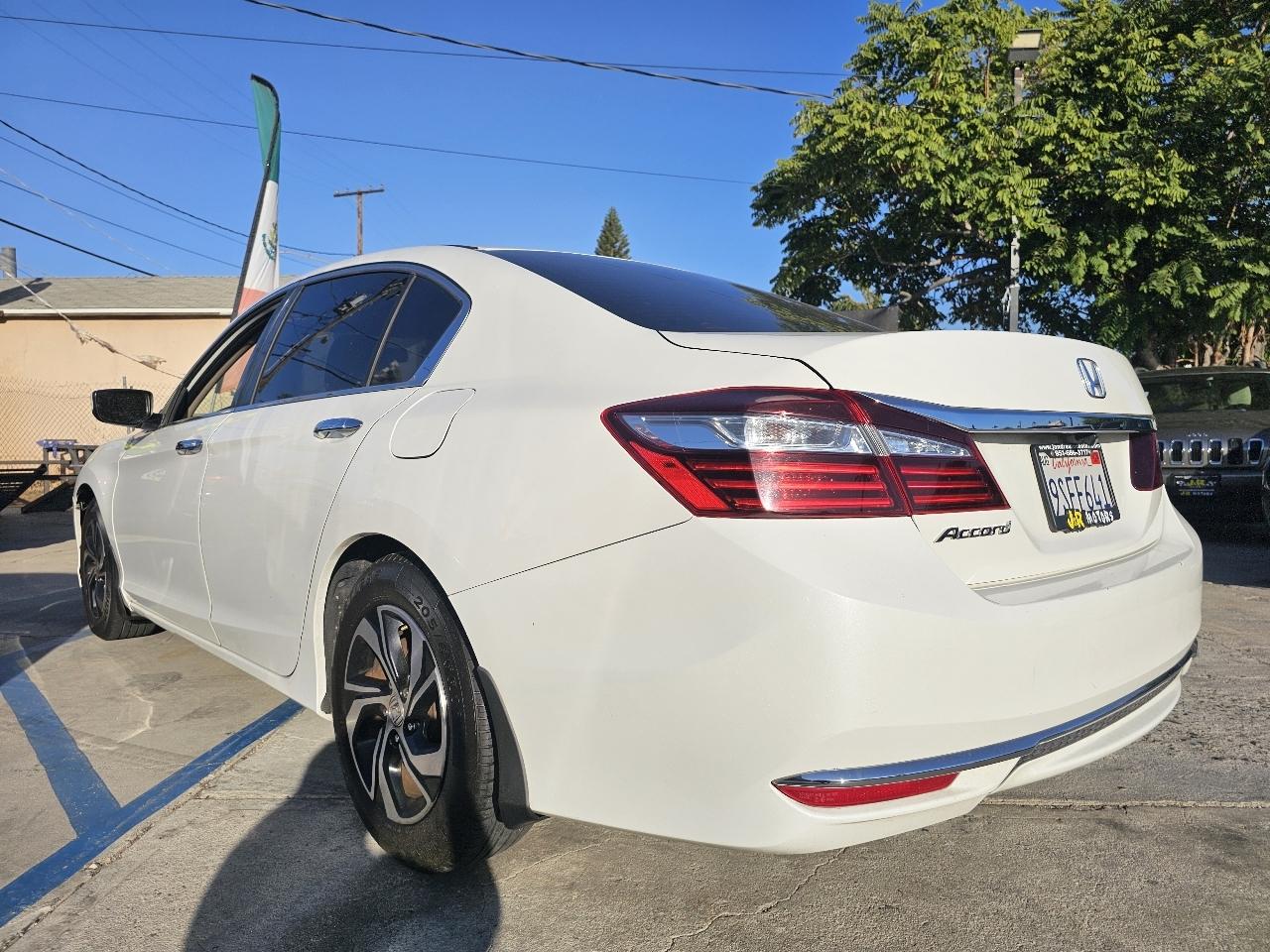 Honda Accord LX Sedan CVT 2017
