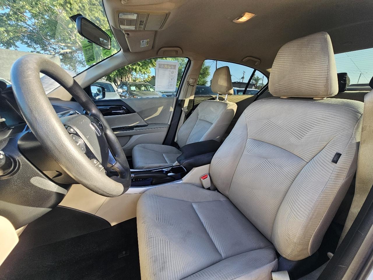 Honda Accord LX Sedan CVT 2017