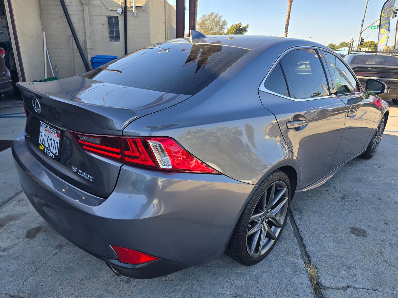 Lexus IS 200t 2016