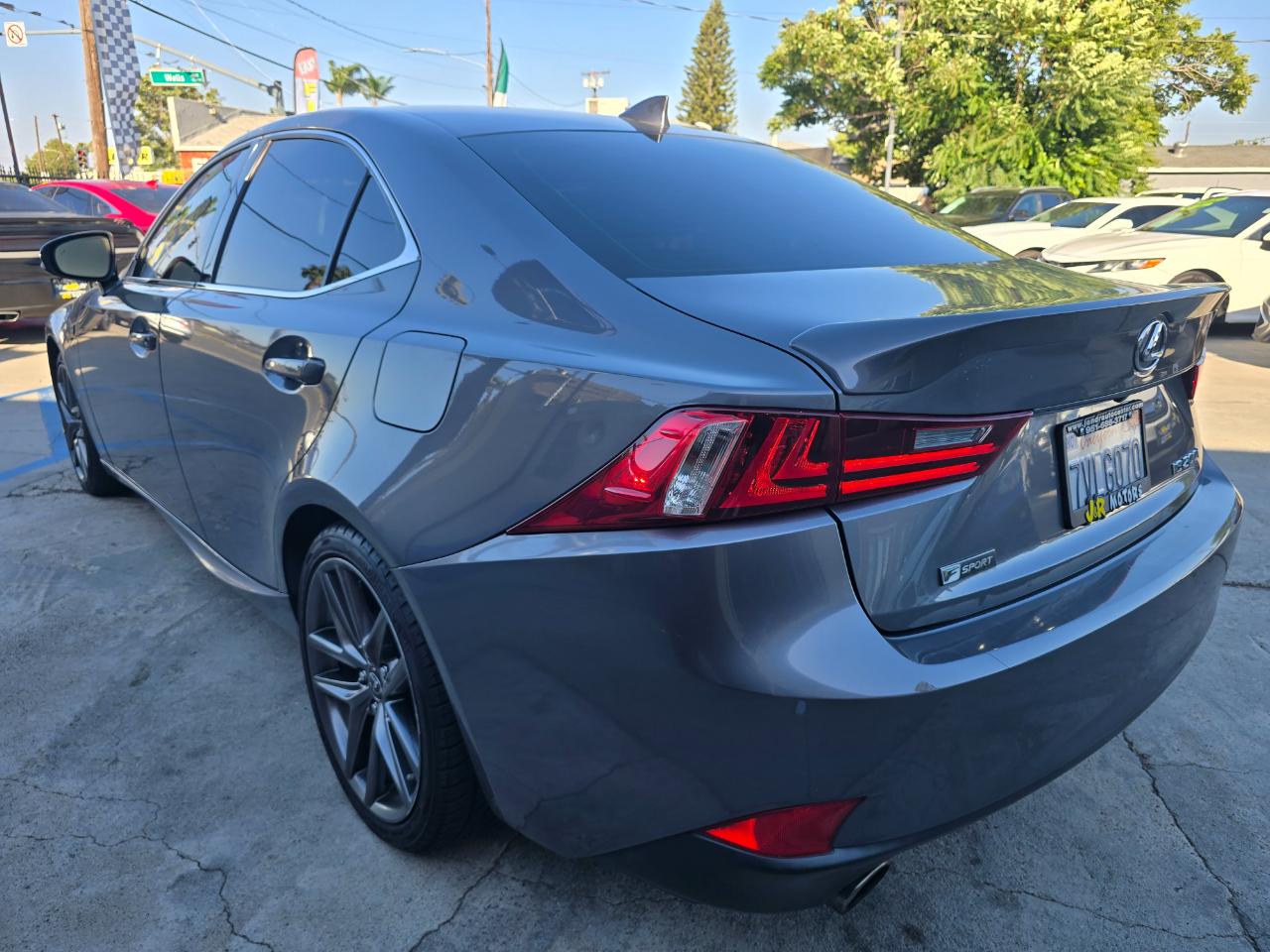 Lexus IS 200t 2016