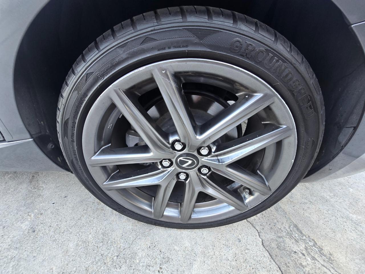Lexus IS 200t 2016