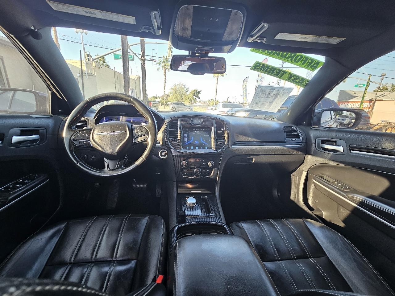 Chrysler 300 S V6 RWD 2019