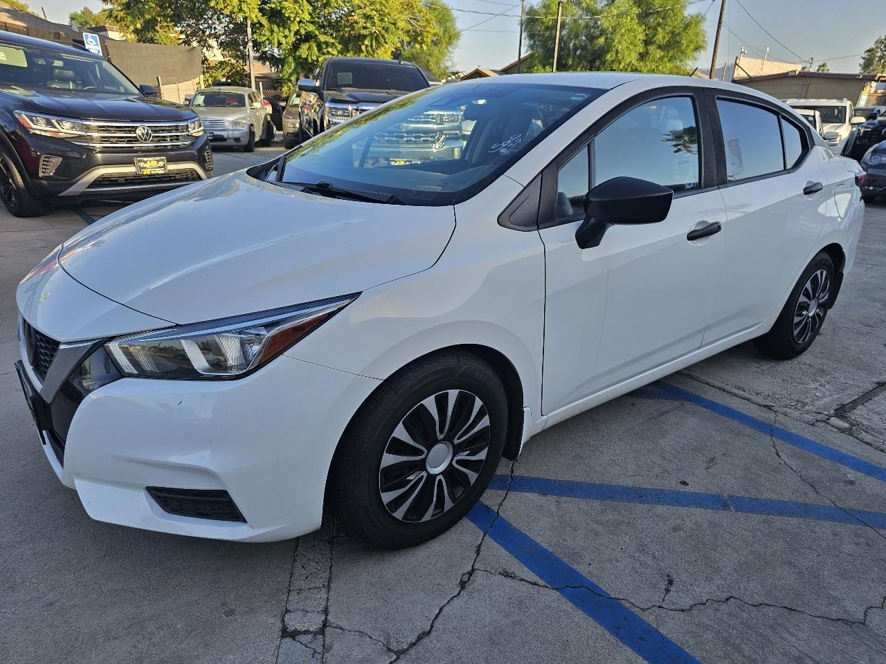 2020 Nissan Versa S CVT