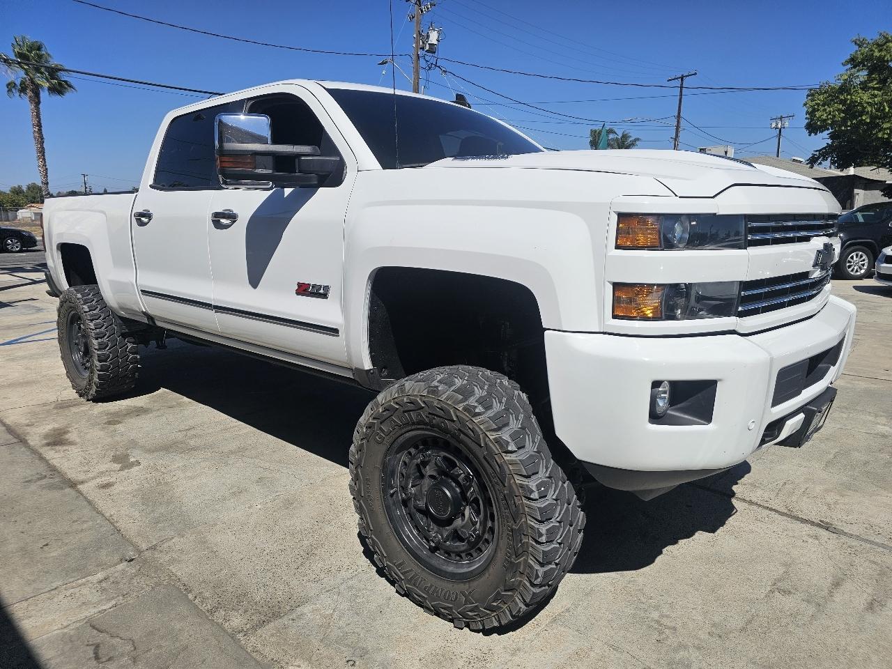 Chevrolet Silverado 2500HD 4WD Crew Cab 153" LTZ 2017