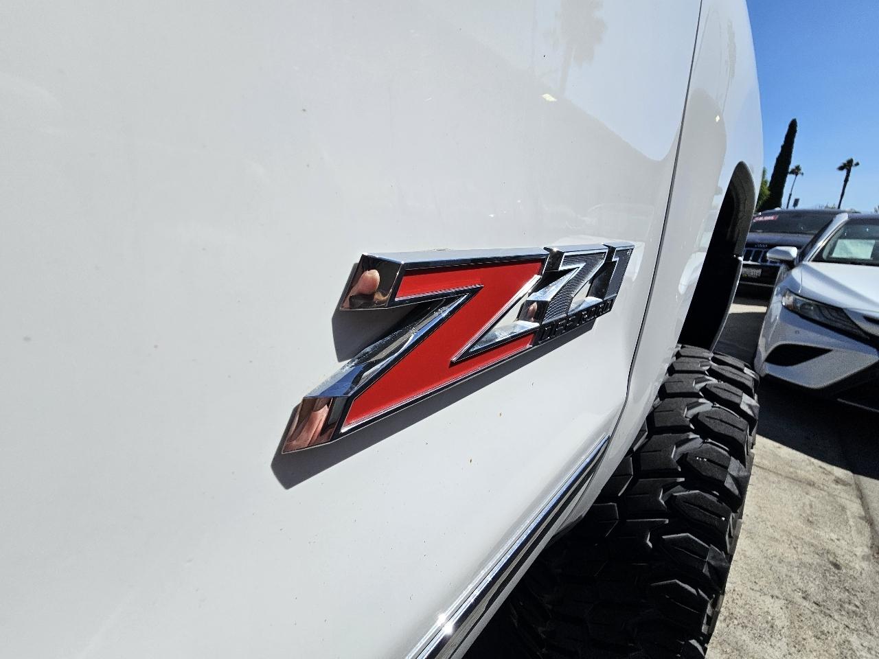 Chevrolet Silverado 2500HD 4WD Crew Cab 153" LTZ 2017