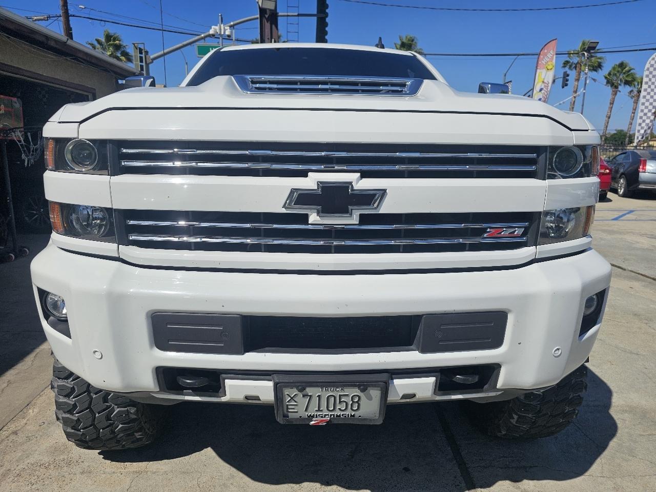 Chevrolet Silverado 2500HD 4WD Crew Cab 153" LTZ 2017