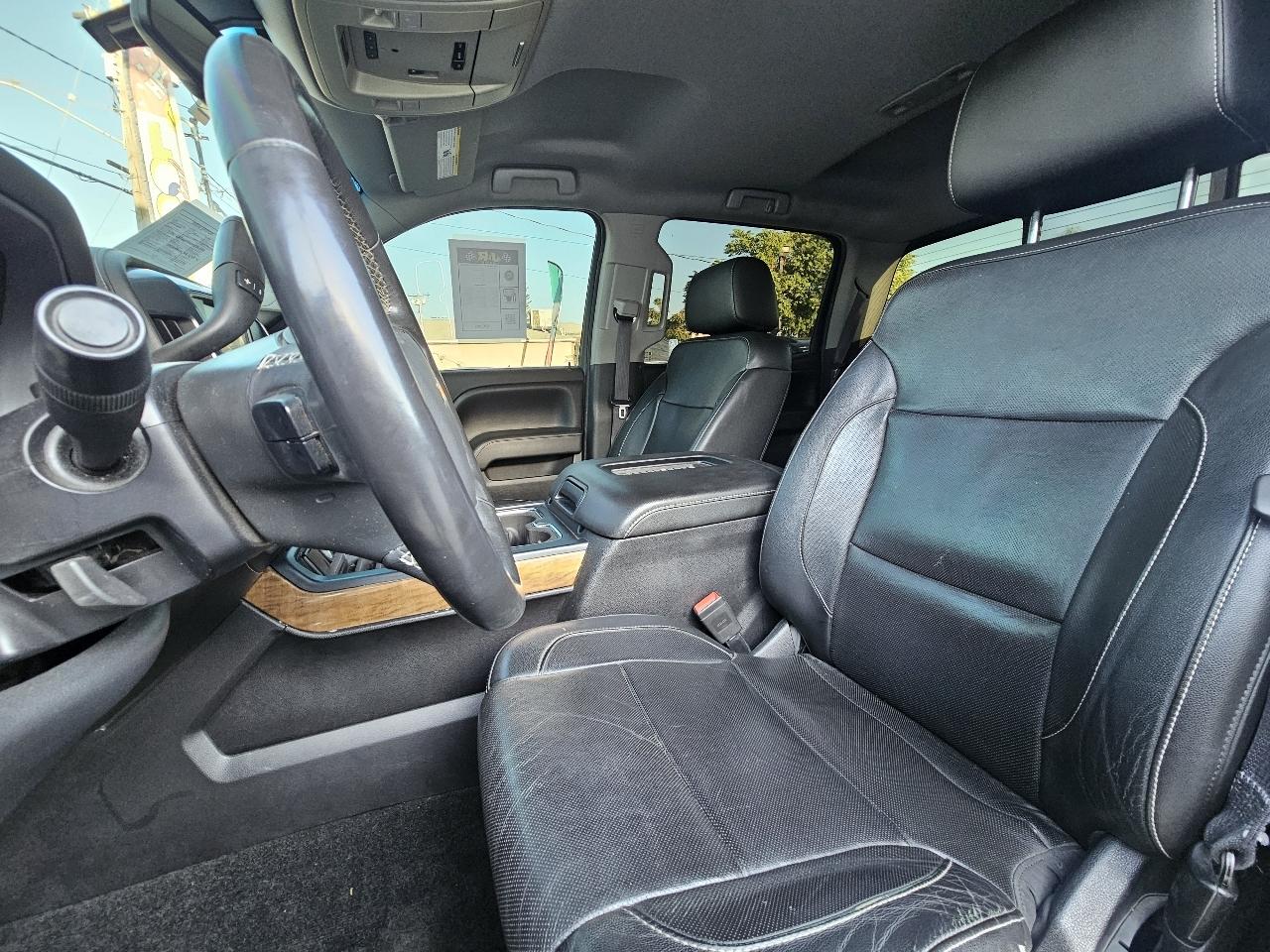 Chevrolet Silverado 1500 LTZ Crew Cab 2WD 2017