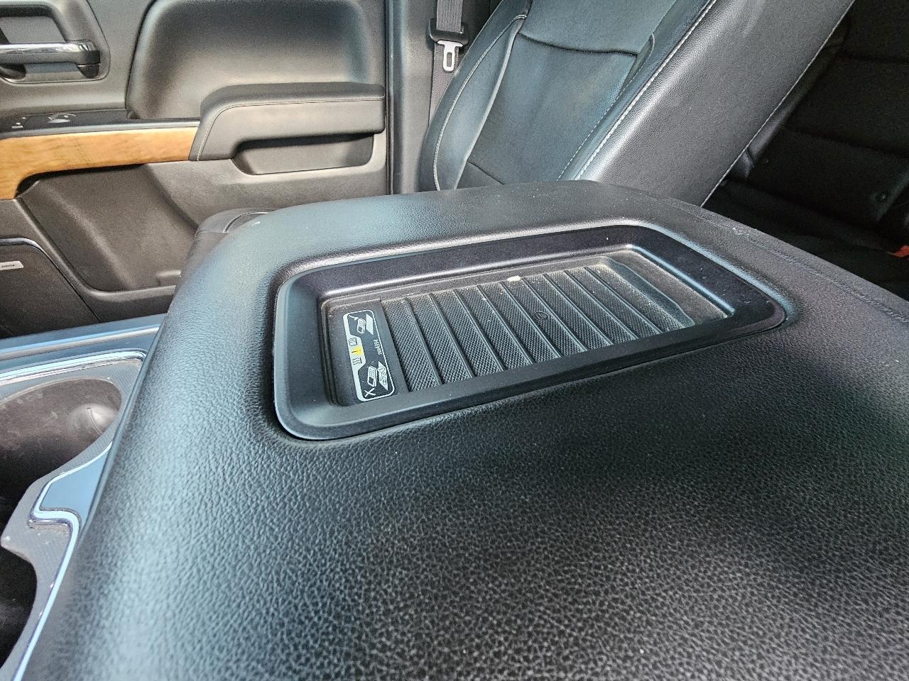 Chevrolet Silverado 1500 LTZ Crew Cab 2WD 2017