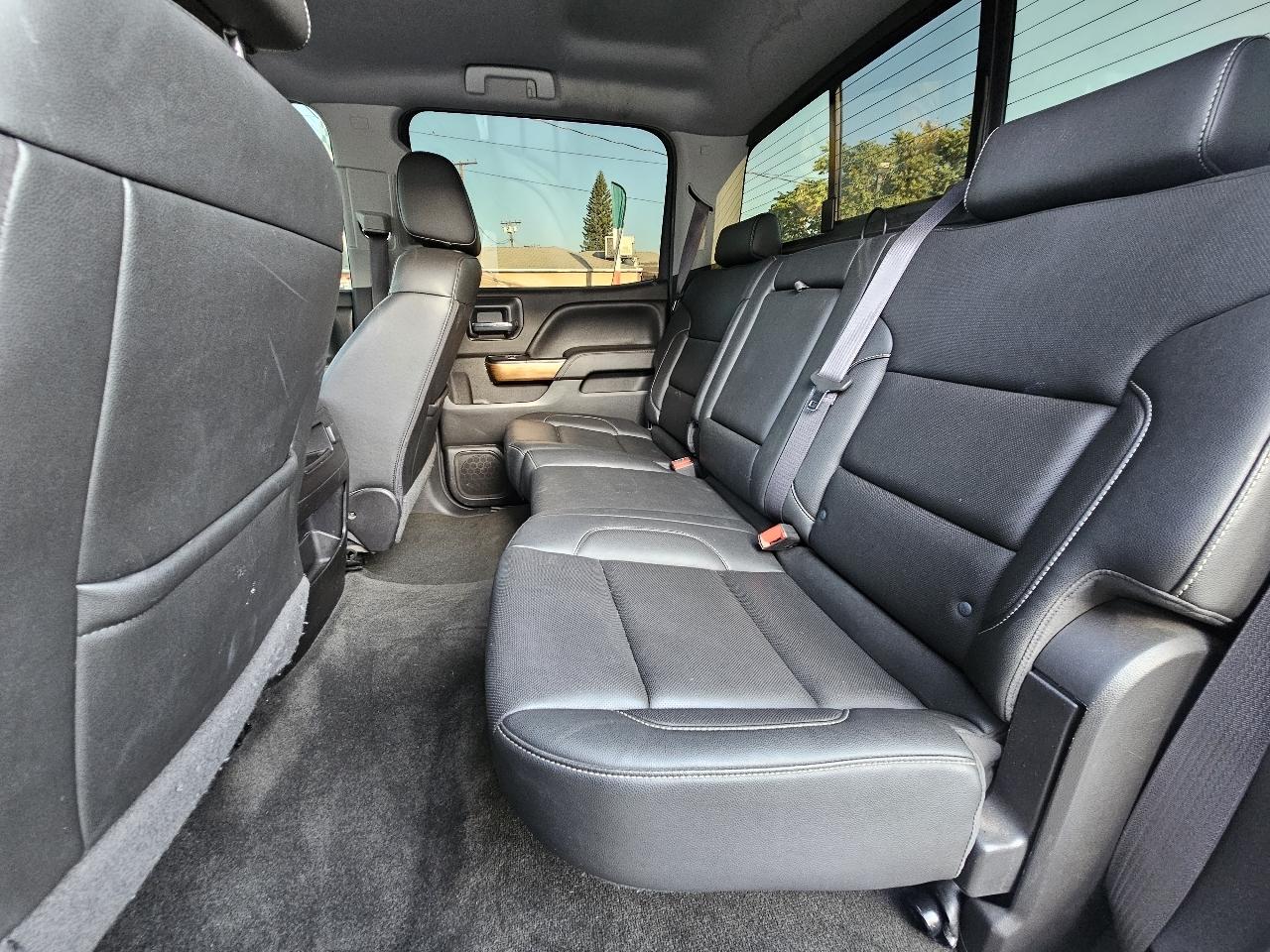 Chevrolet Silverado 1500 LTZ Crew Cab 2WD 2017