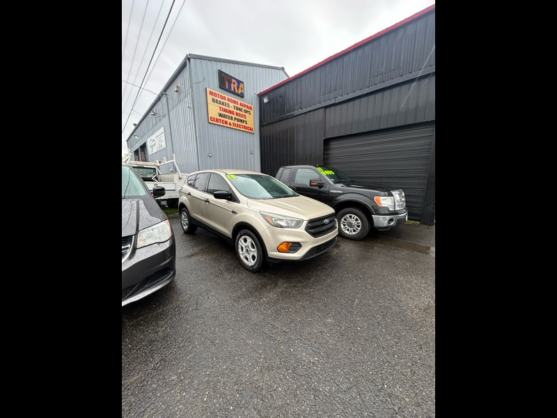 2018 Ford Escape S FWD