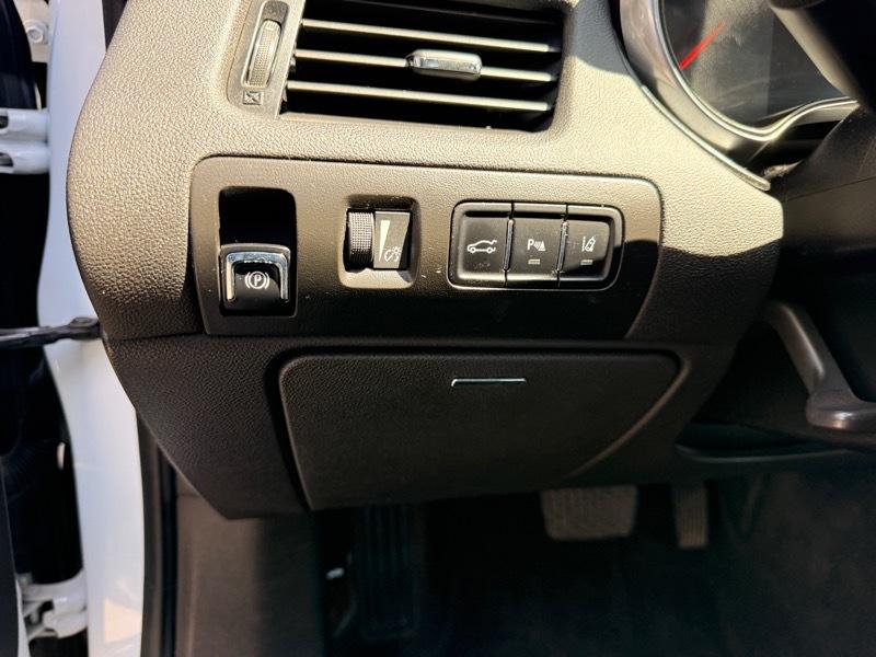 2014 Chevrolet Impala 1LT - Photo 12