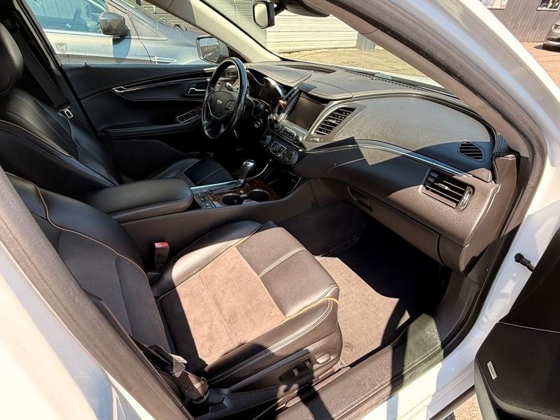 2014 Chevrolet Impala 1LT - Photo 15
