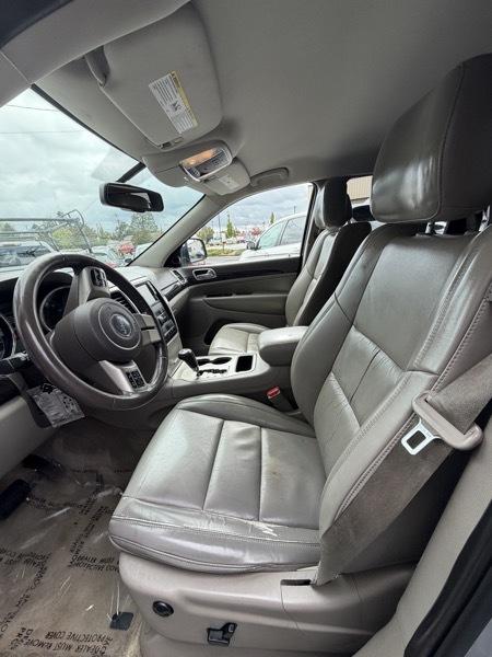 Jeep Grand Cherokee photo 7