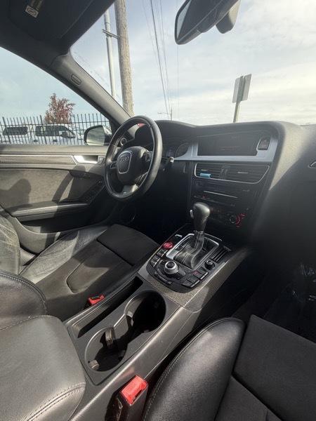 Audi S4 Sedan quattro S tronic 2012