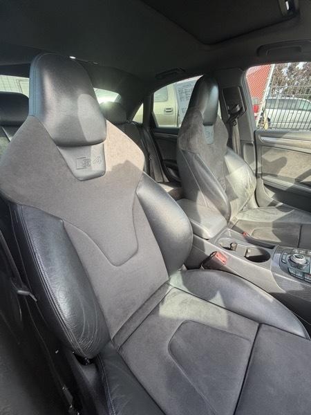Audi S4 Sedan quattro S tronic 2012