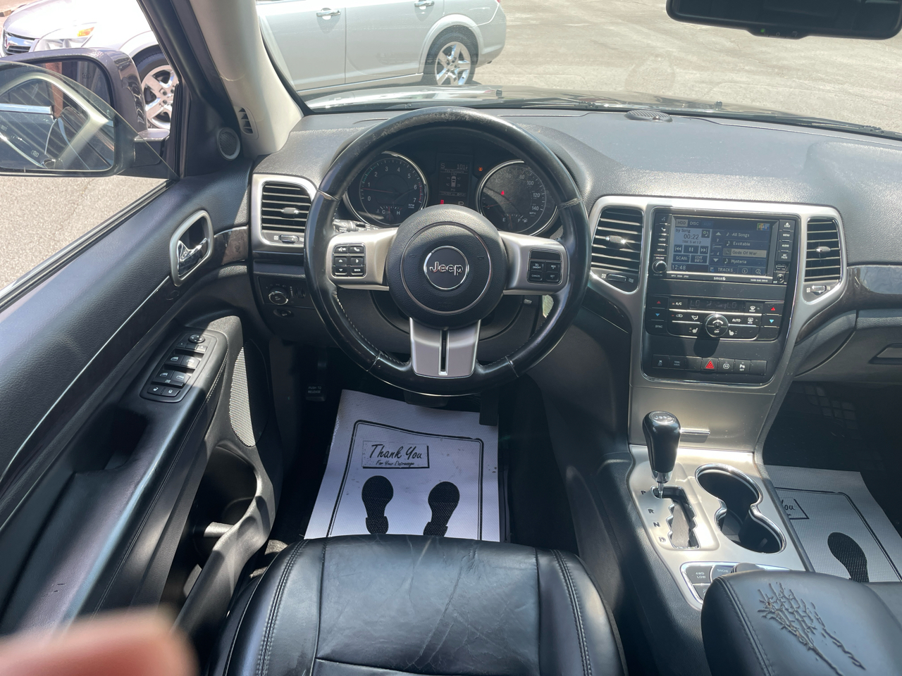 Jeep Grand Cherokee Laredo 4WD 2011 Jeep Grand Cherokee Laredo 4WD 2011