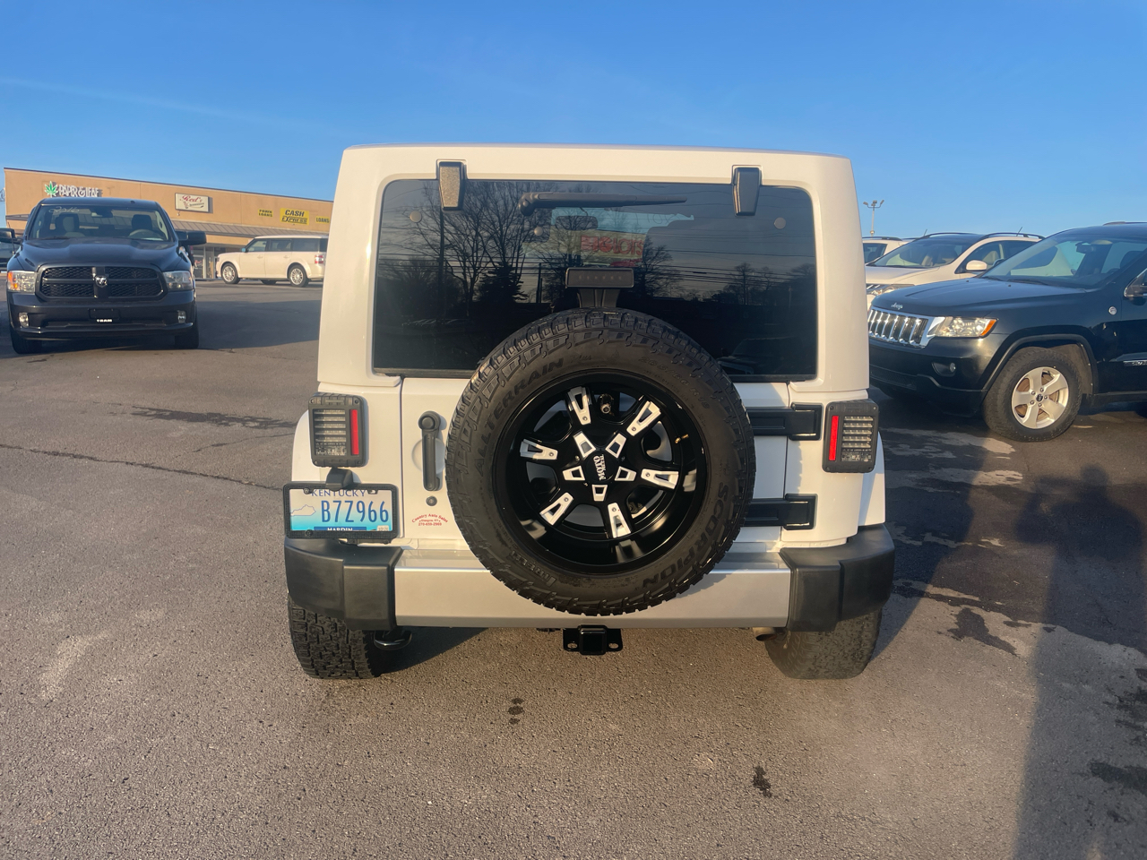 Jeep Wrangler Unlimited Sahara 4WD 2017