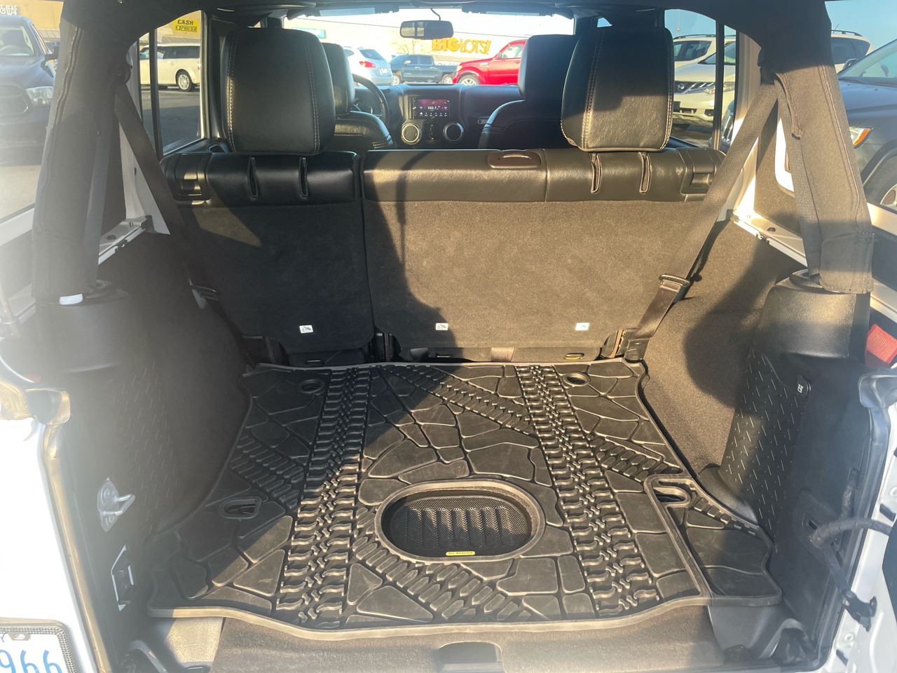 Jeep Wrangler Unlimited Sahara 4WD 2017