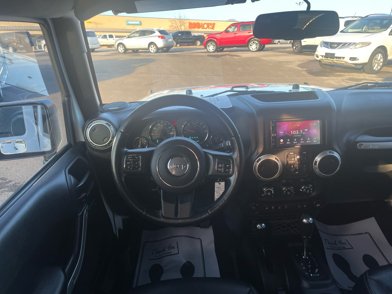 Jeep Wrangler Unlimited Sahara 4WD 2017